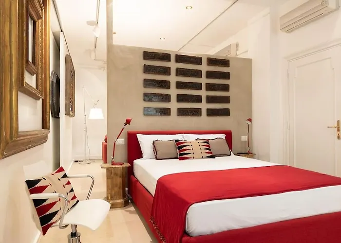 Luxurious Of The Antiquarian At Spanish Steps Appartement Rome