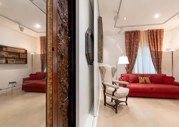 Appartement Luxurious Of The Antiquarian At Spanish Steps *