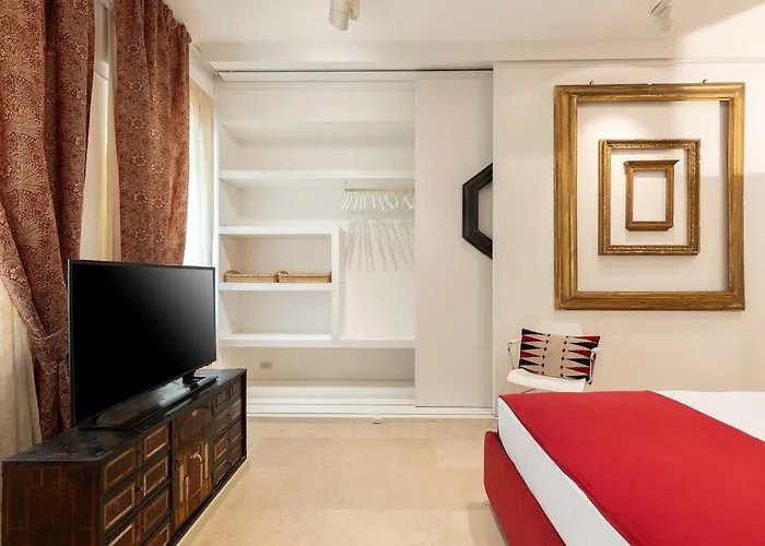 Appartement Luxurious Of The Antiquarian At Spanish Steps Rome