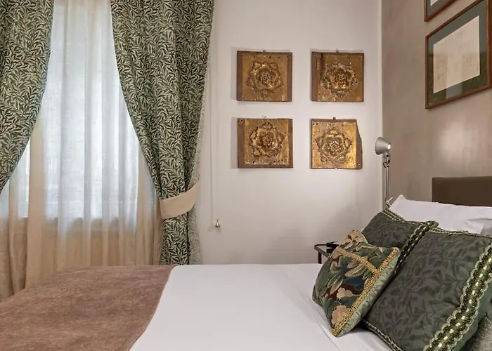 Luxurious Of The Antiquarian At Spanish Steps Appartement *