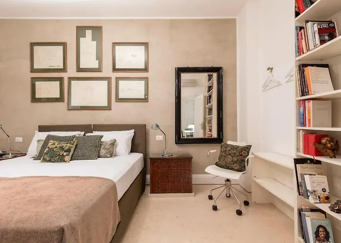 Luxurious Of The Antiquarian At Spanish Steps Appartement Rome
